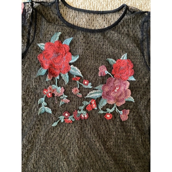 Sheer Embroidered Flower Long Sleeve Shirt S/M - Picture 2 of 7